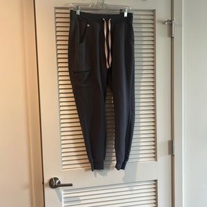 Figs charcoal Zamora